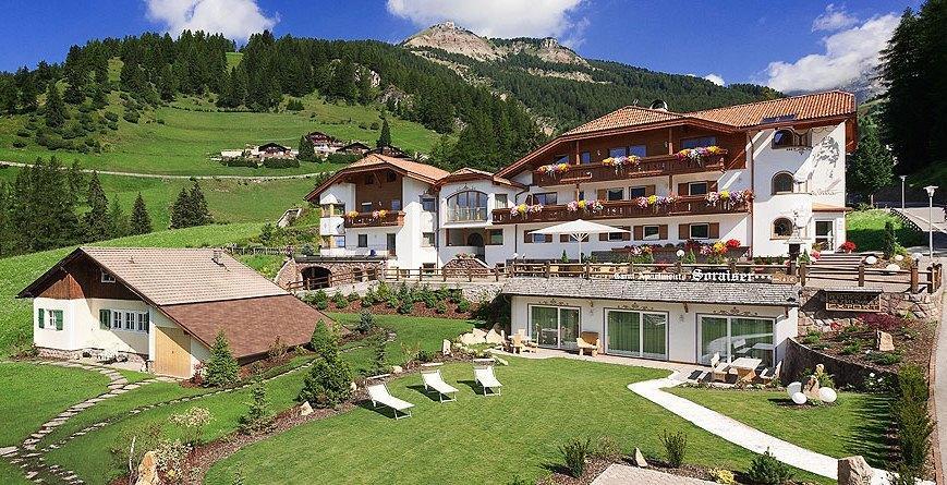 Garni Residence Soraiser Wolkenstein in Gröden Exterior foto